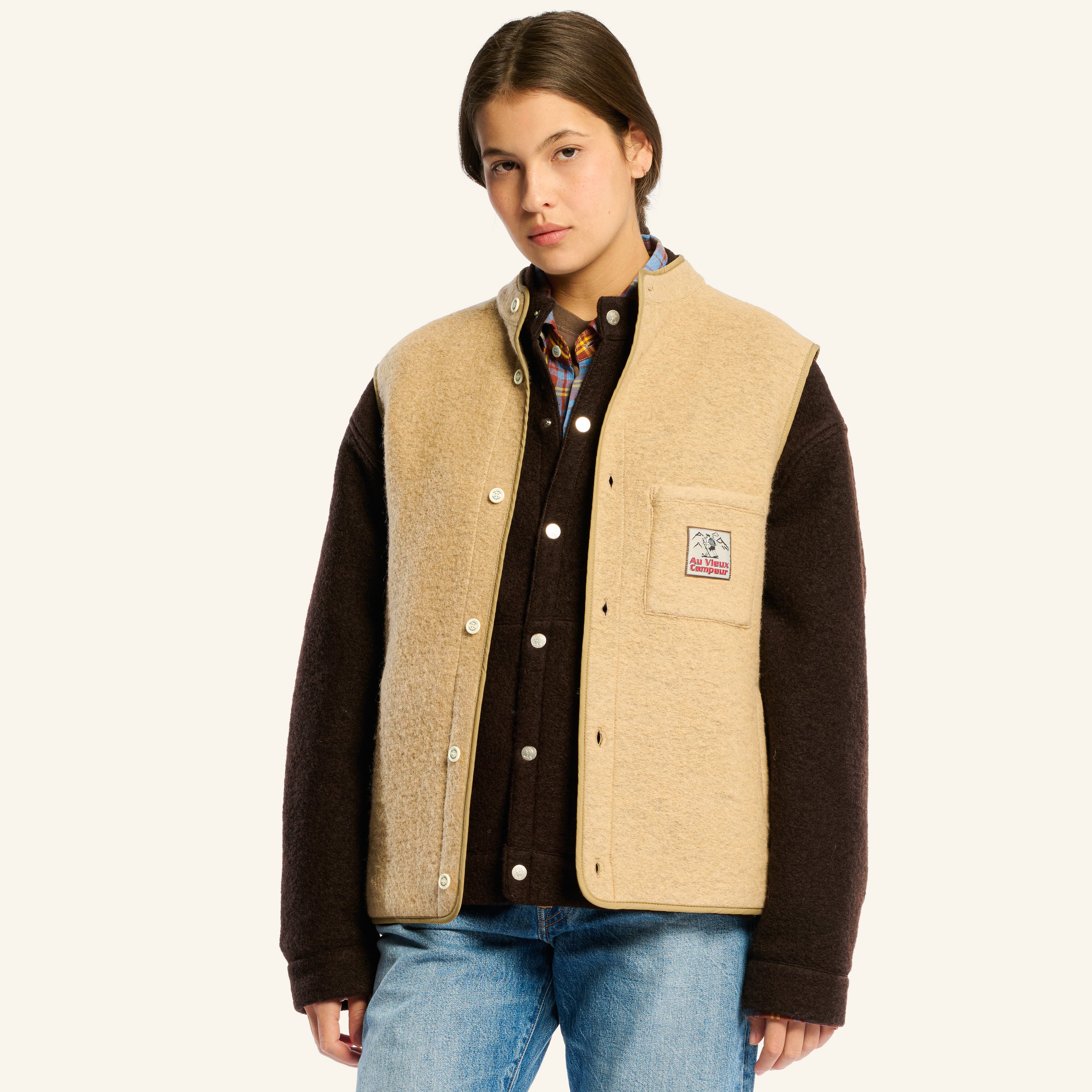 Sleeveless vest - Beige