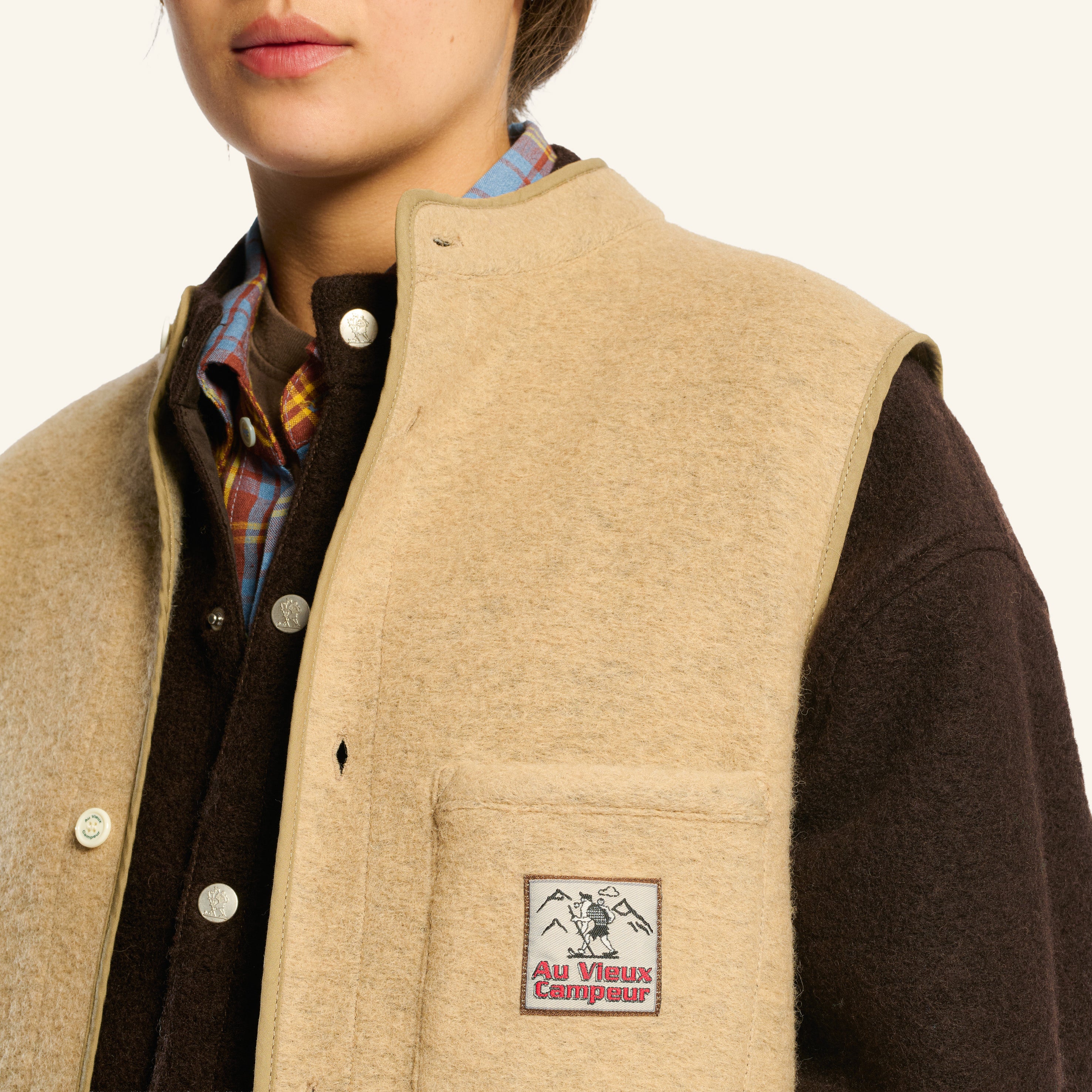 Sleeveless vest - Beige