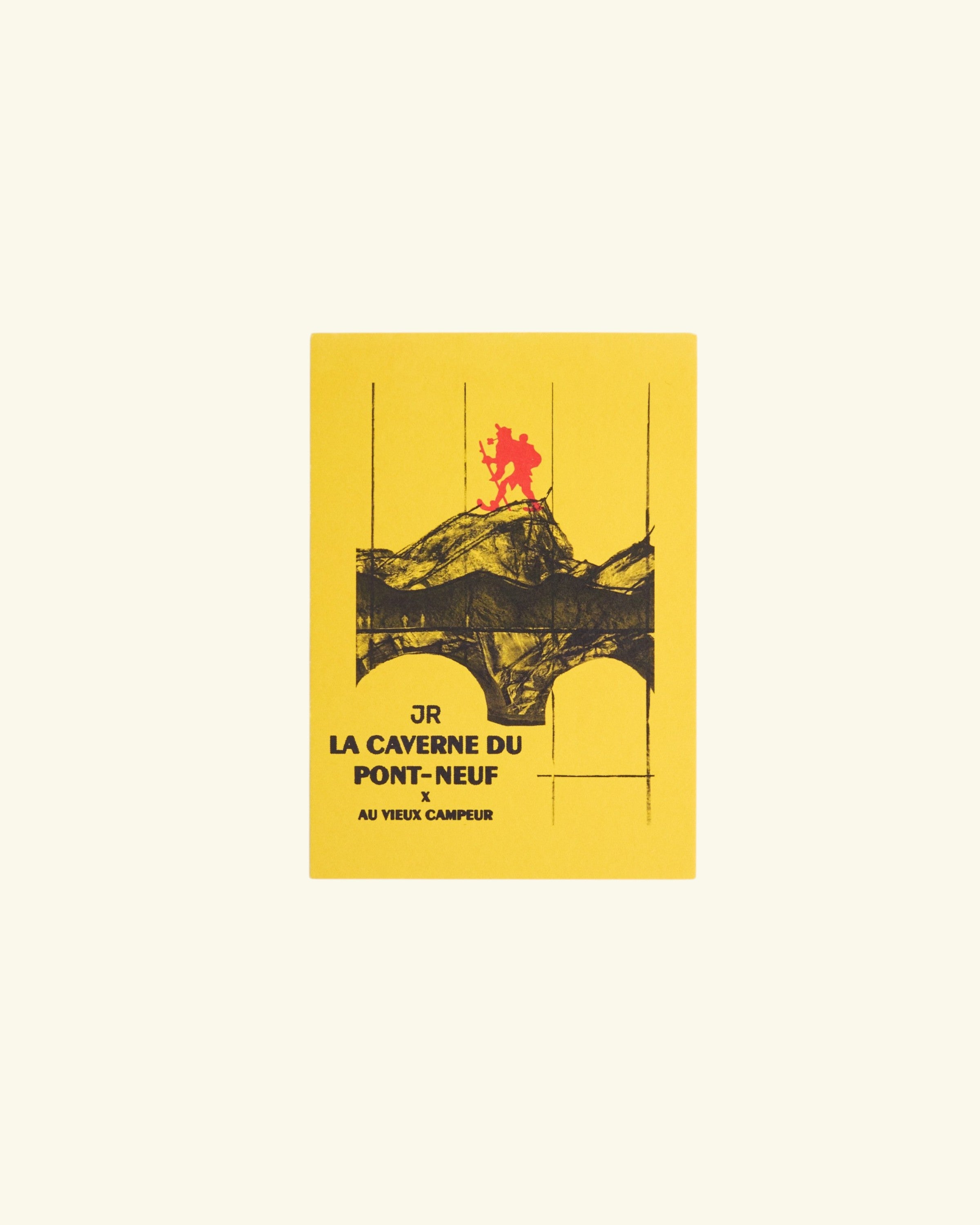 Carte Postale Jaune - La Caverne du Pont-Neuf x Au Vieux Campeur