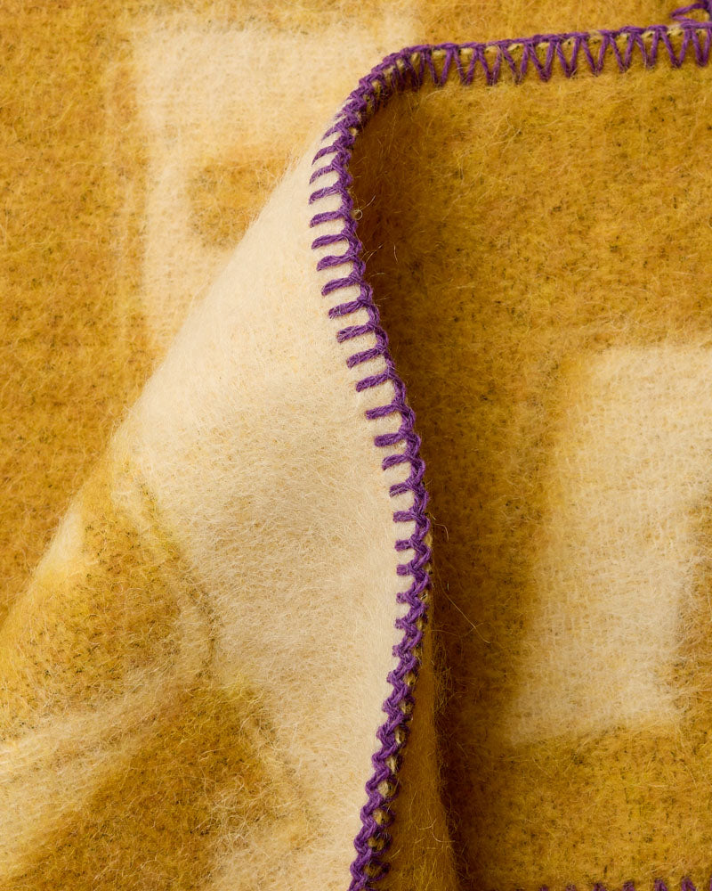 AVC Scarf - Ecru